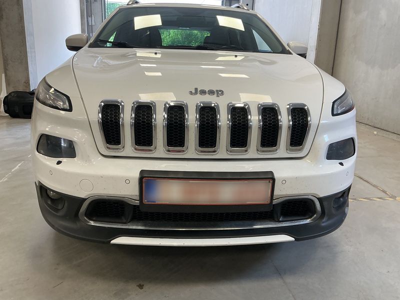 Jeep Cherokee 2.0 M-Jet Limited 4WD 2015 – снимка 38