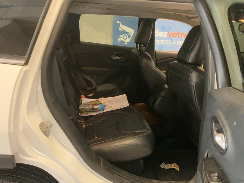 Jeep Cherokee 2.0 M-Jet Limited 4WD 2015 – снимка 19