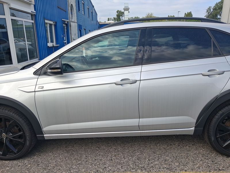 Volkswagen Taigo 1.5 TSI ACT R-Line 2024 – снимка 4