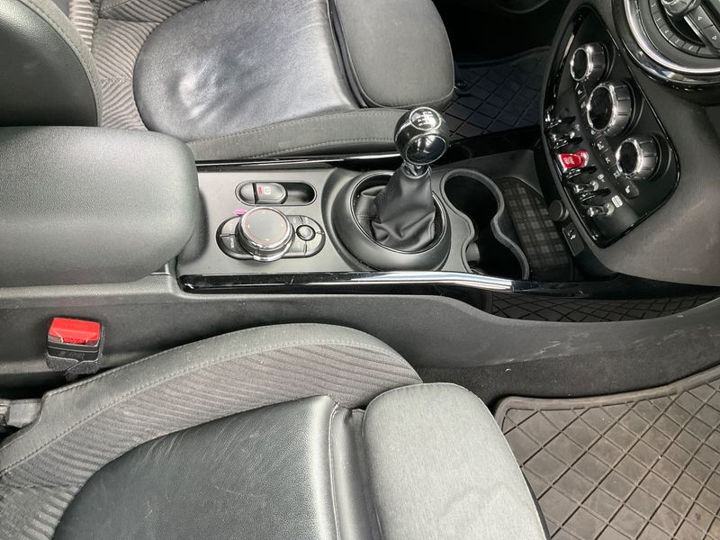 MINI Clubman One 2018 – снимка 35