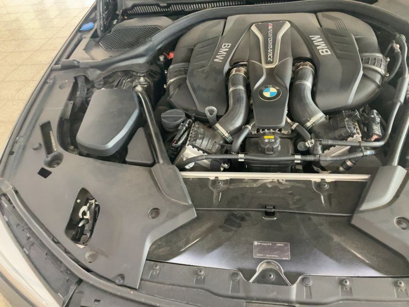 BMW 5er M550i xDrive 2018 – снимка 22