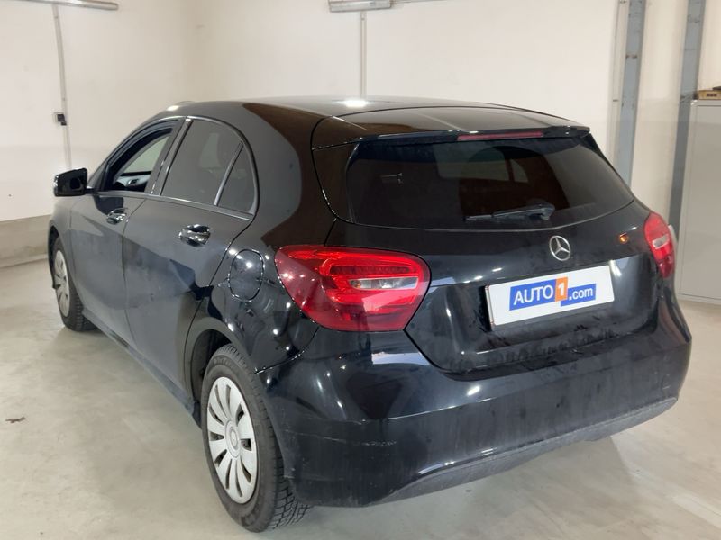 Mercedes-Benz A-Klasse A 160 2015 – снимка 6