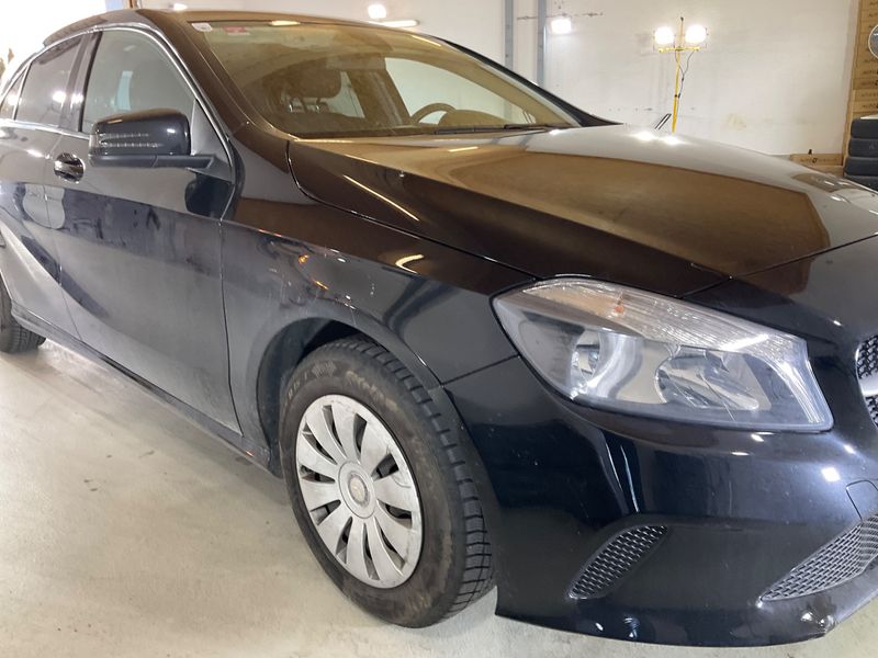 Mercedes-Benz A-Klasse A 160 2015 – снимка 12