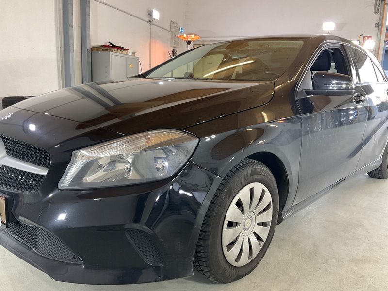 Mercedes-Benz A-Klasse A 160 2015 – снимка 2