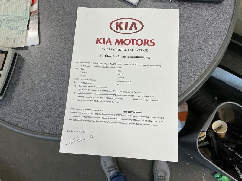 Kia Sportage 2.0 CRDi Spirit 4WD 2013 – снимка 22