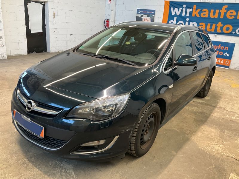 Opel Astra 1.6 CDTI DPF Exklusiv 2014