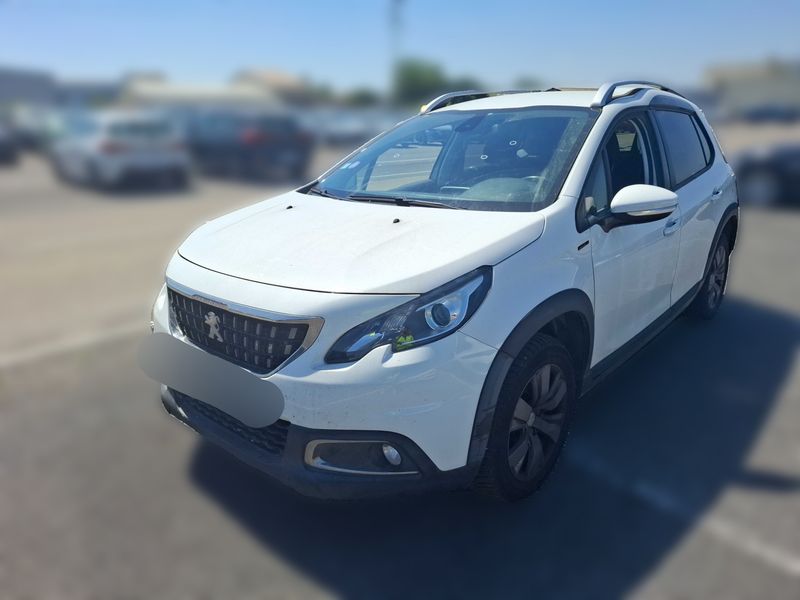 Peugeot 2008 1.2 PureTech Signature 2019 – снимка 2