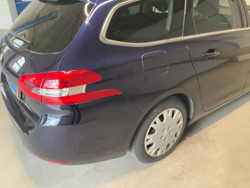 Peugeot 308 1.2 e-THP Allure 2019 – снимка 8