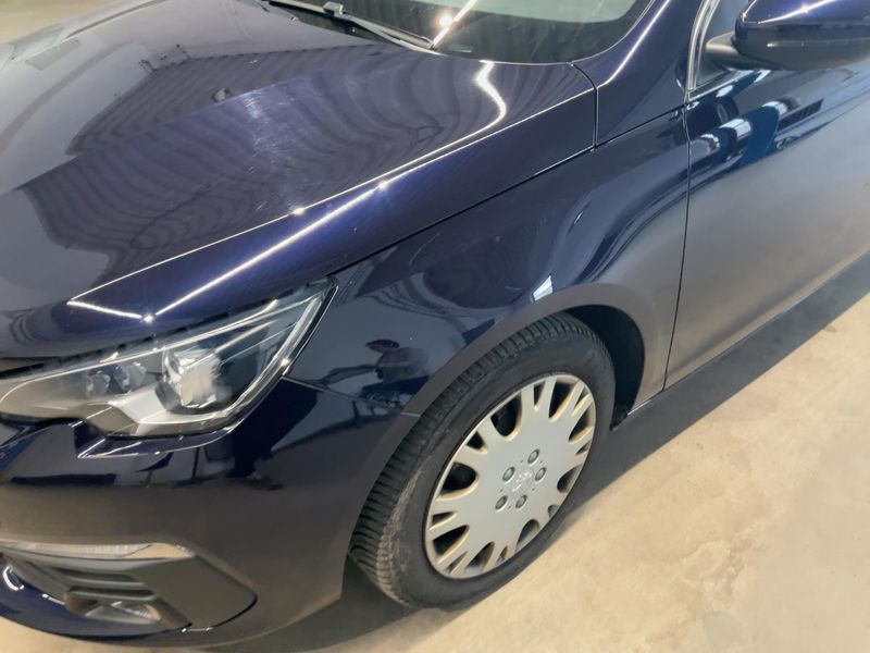 Peugeot 308 1.2 e-THP Allure 2019 – снимка 2