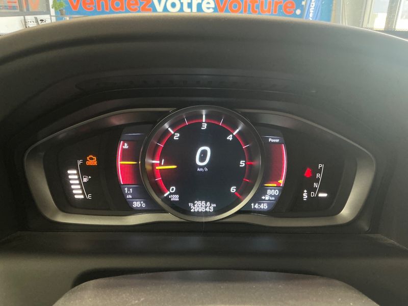Volvo XC60 2.0 D3 Ocean Race 2WD 2016 – снимка 18