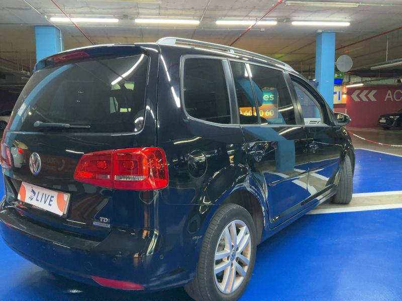 Volkswagen Touran 1.6 TDI Advance BlueMotion Tech 2014 – снимка 6