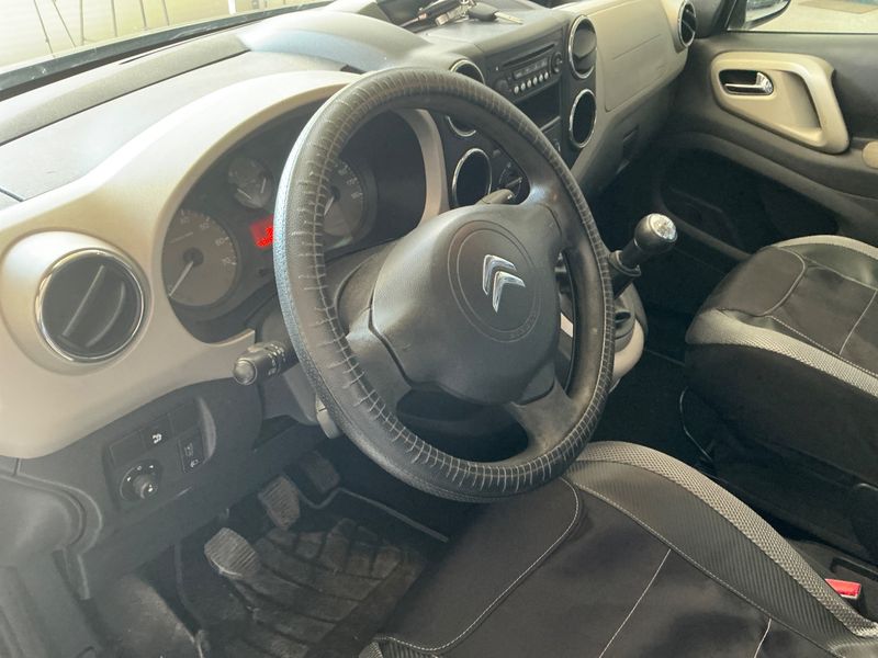 Citroen Berlingo 1.6 HDi XTR 2013 – снимка на щета 32