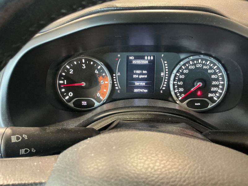 Jeep Renegade 2.0 M-Jet Longitude 4WD 2015 – снимка 18