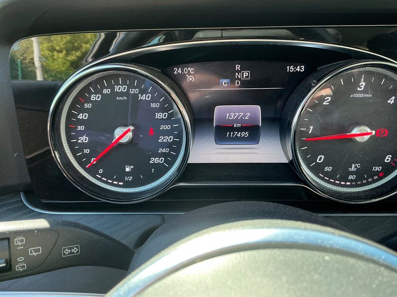 Mercedes-Benz E-Klasse E 200 d T Avantgarde 2019 – снимка 18