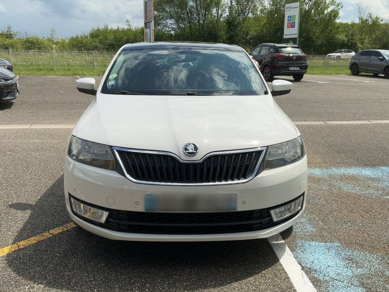 Skoda Rapid Spaceback 1.6 TDI Edition 2017 – снимка 14