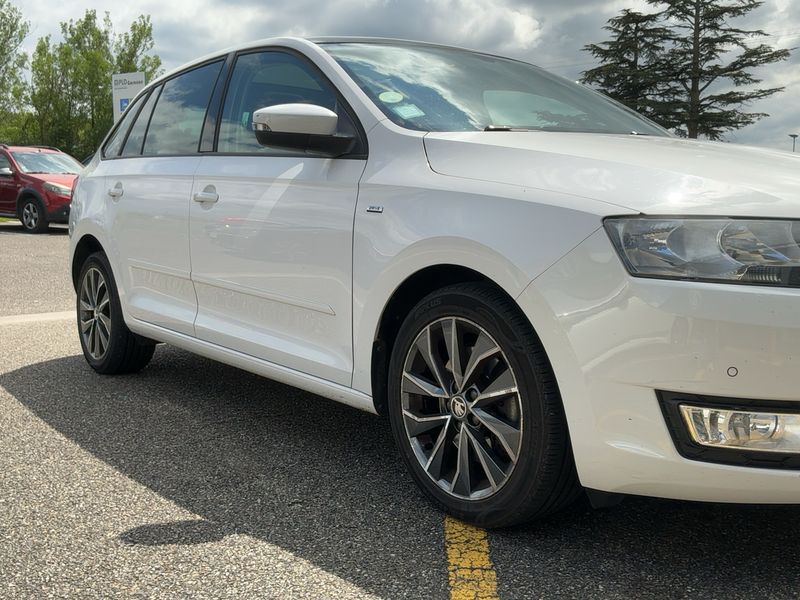 Skoda Rapid Spaceback 1.6 TDI Edition 2017 – снимка 12