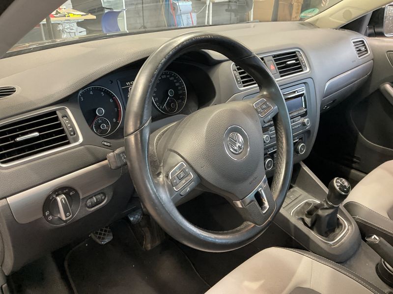 Volkswagen Jetta 1.4 TSI Highline 2012 – снимка 36