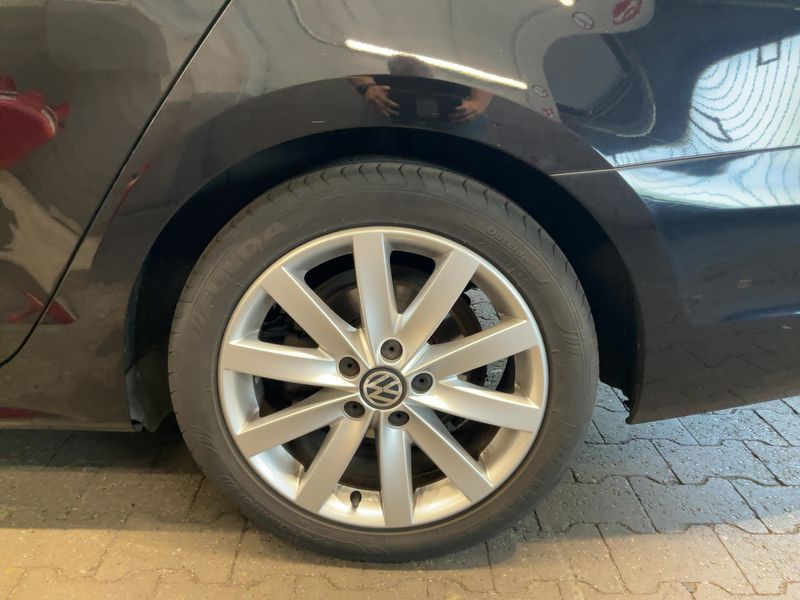 Volkswagen Jetta 1.4 TSI Highline 2012 – снимка 5