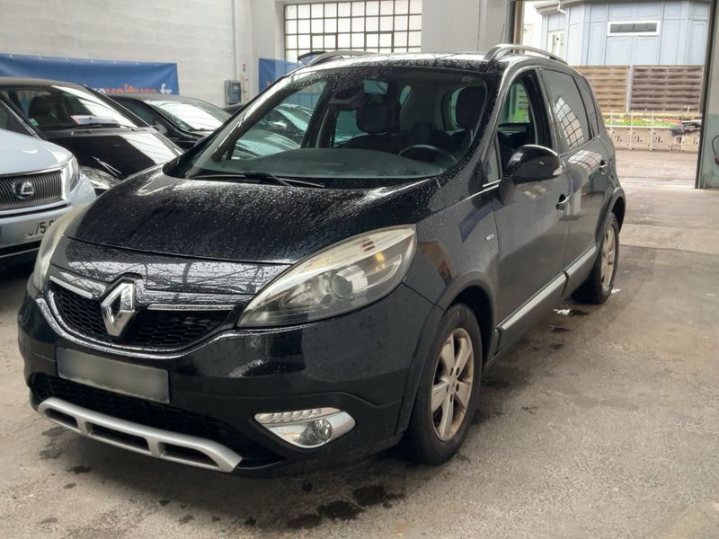 Renault Scenic 1.2 TCe Energy Xmod Bose 2015 – снимка 1