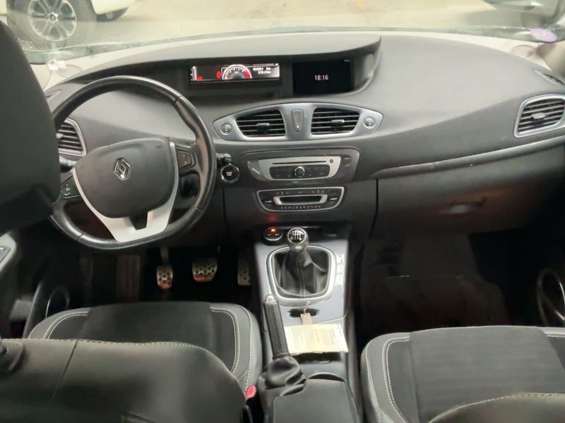 Renault Scenic 1.2 TCe Energy Xmod Bose 2015 – снимка 17