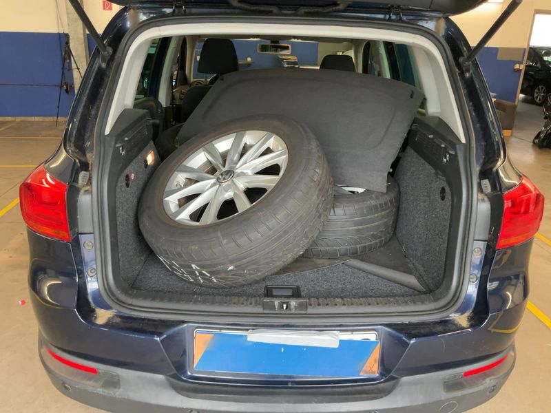 Volkswagen Tiguan 2.0 TDI Sport & Style 4Motion BlueMotion Tech 2011 – снимка 16