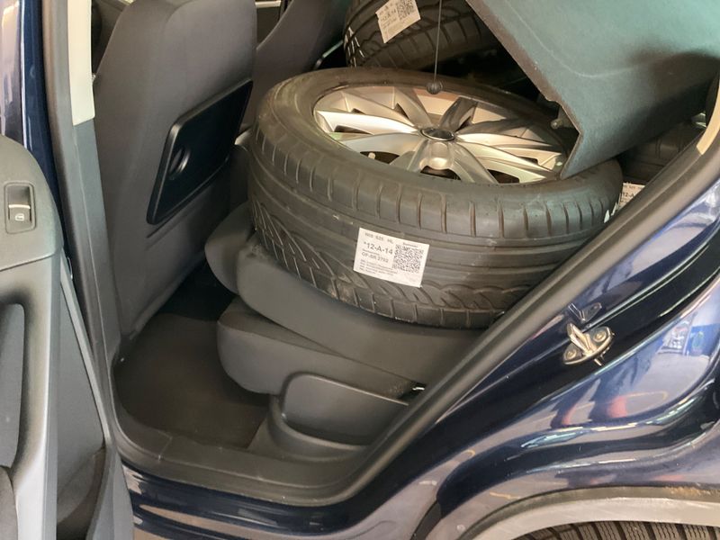 Volkswagen Tiguan 2.0 TDI Sport & Style 4Motion BlueMotion Tech 2011 – снимка 31