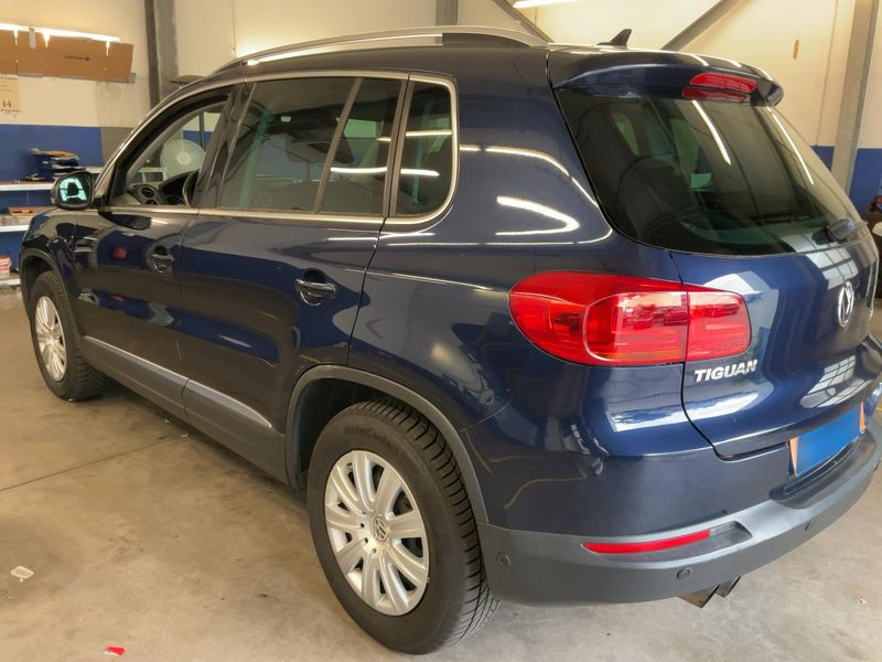 Volkswagen Tiguan 2.0 TDI Sport & Style 4Motion BlueMotion Tech 2011 – снимка 6