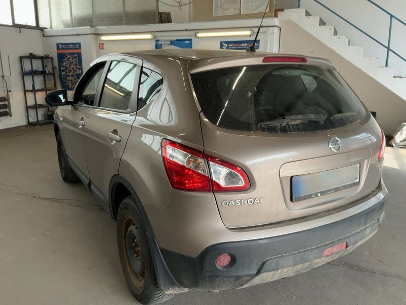 Nissan Qashqai 1.6 dCi 360 4x4 2013 – снимка 6
