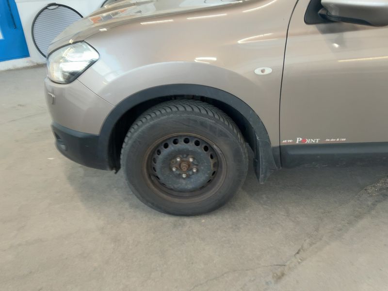 Nissan Qashqai 1.6 dCi 360 4x4 2013 – снимка 3
