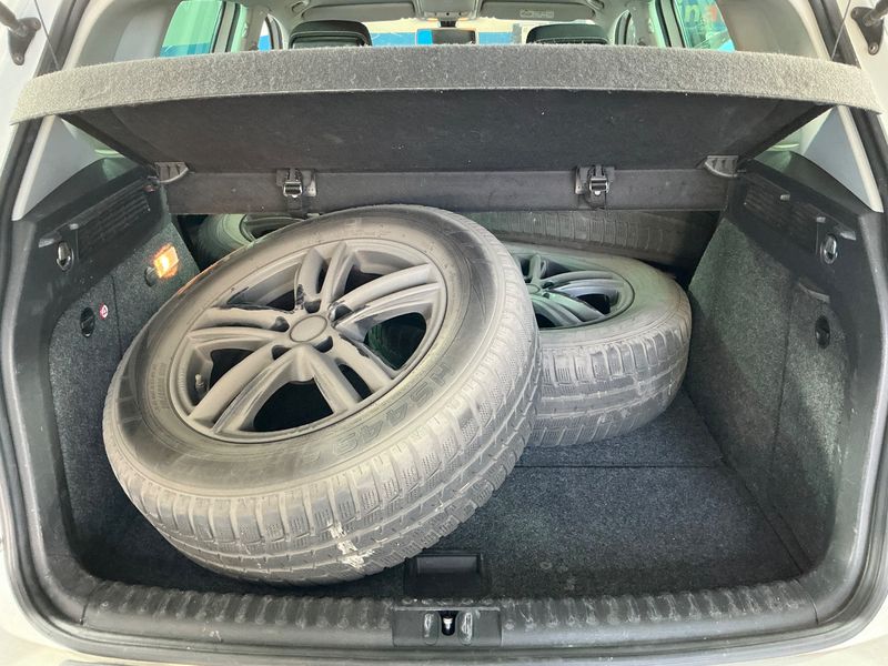 Volkswagen Tiguan 2.0 TDI Cup Sport & Style BlueMotion Tech 2014 – снимка 16