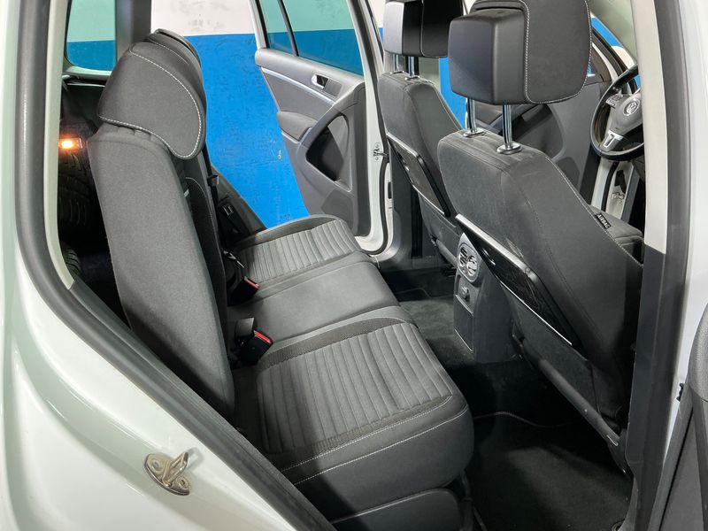 Volkswagen Tiguan 2.0 TDI Cup Sport & Style BlueMotion Tech 2014 – снимка на щета 36