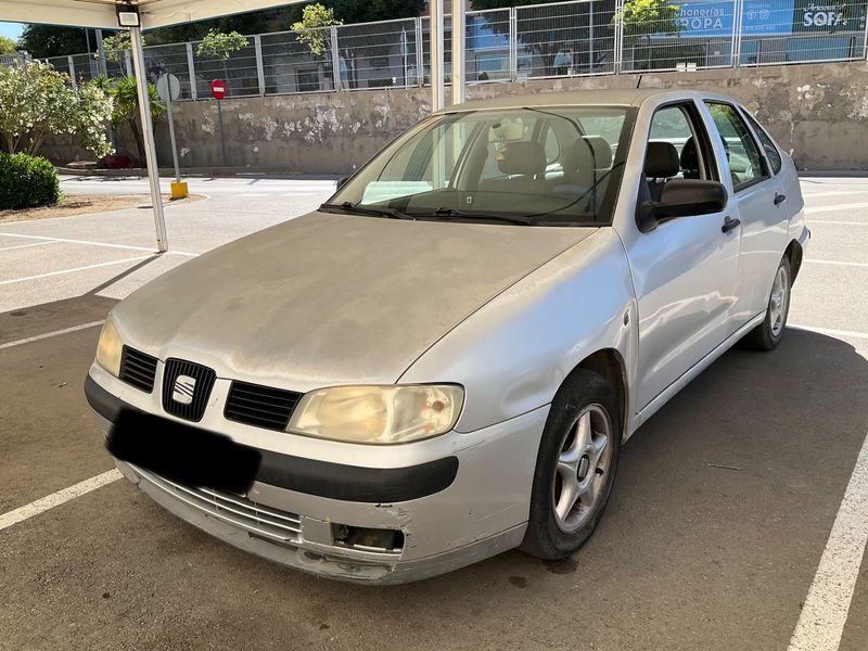 Seat Cordoba 1.9 TDI Tour 2002 – снимка 1