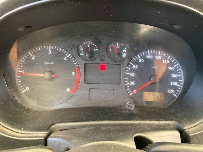 Seat Cordoba 1.9 TDI Tour 2002 – снимка 4