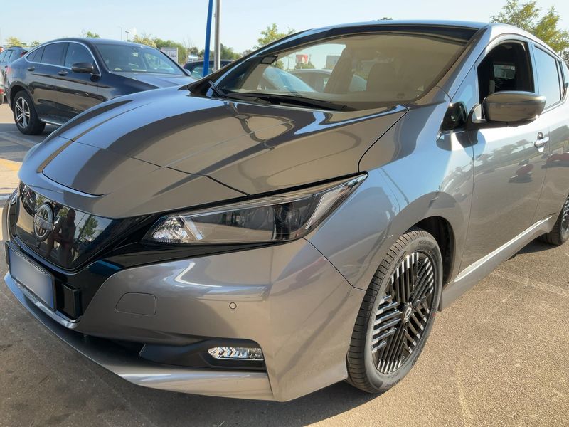 Nissan Leaf electric drive 110 kW N-Connecta 2024 – снимка 2