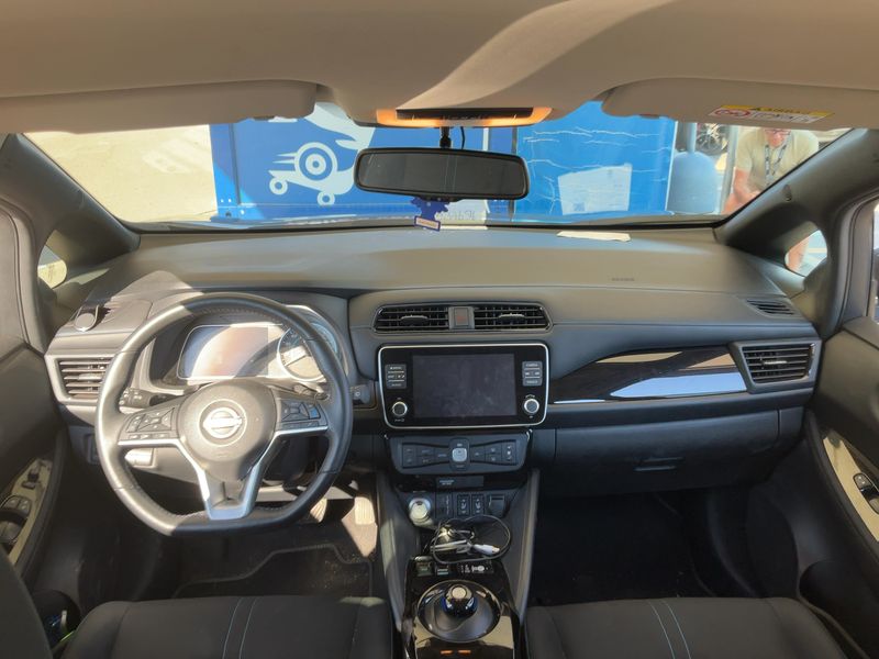 Nissan Leaf electric drive 110 kW N-Connecta 2024 – снимка 17