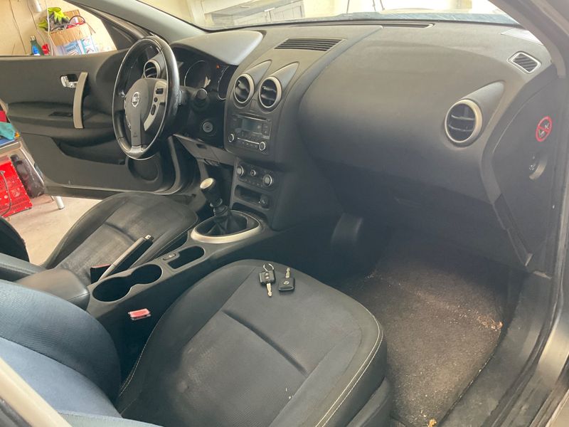 Nissan Qashqai 2.0 dCi Acenta 2010 – снимка 3
