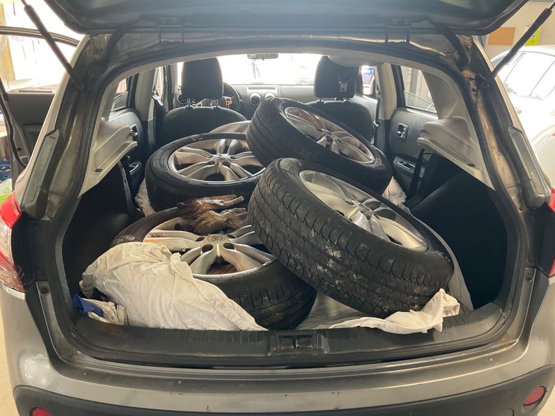 Nissan Qashqai 2.0 dCi Acenta 2010 – снимка на щета