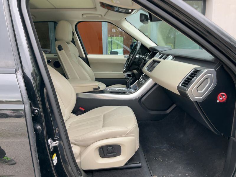 Land Rover Range Rover Sport 3.0 V6 TDI HSE Dynamic 2015 – снимка 16