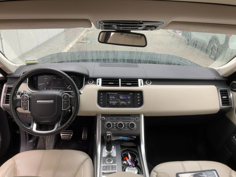 Land Rover Range Rover Sport 3.0 V6 TDI HSE Dynamic 2015 – снимка 17