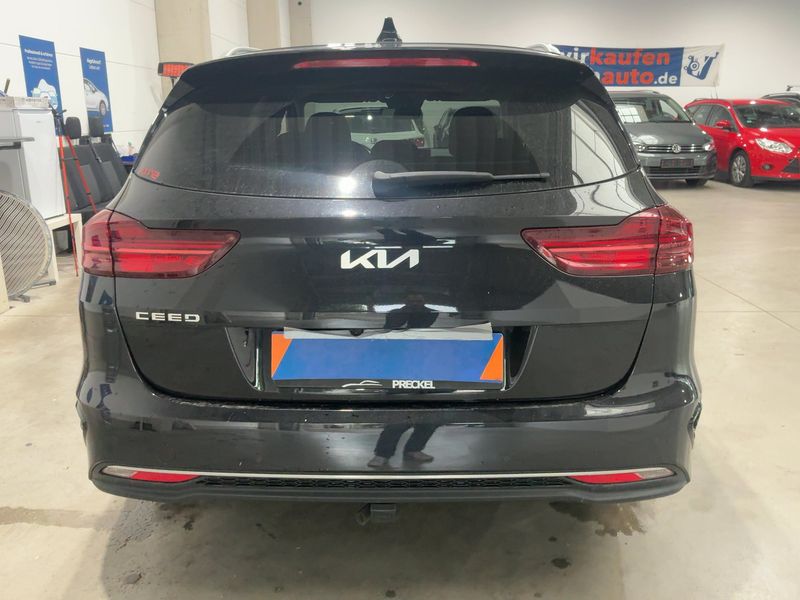 Kia cee'd 1.6 CRDi Mild-Hybrid Vision 2023 – снимка 7