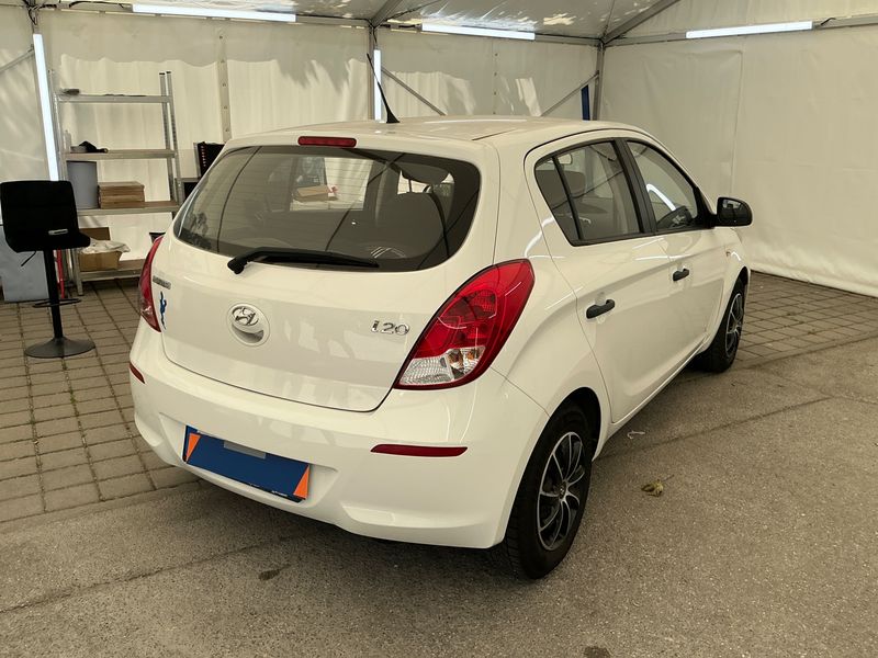 Hyundai i20 1.2 FIFA World Cup Edition 2014 – снимка 2