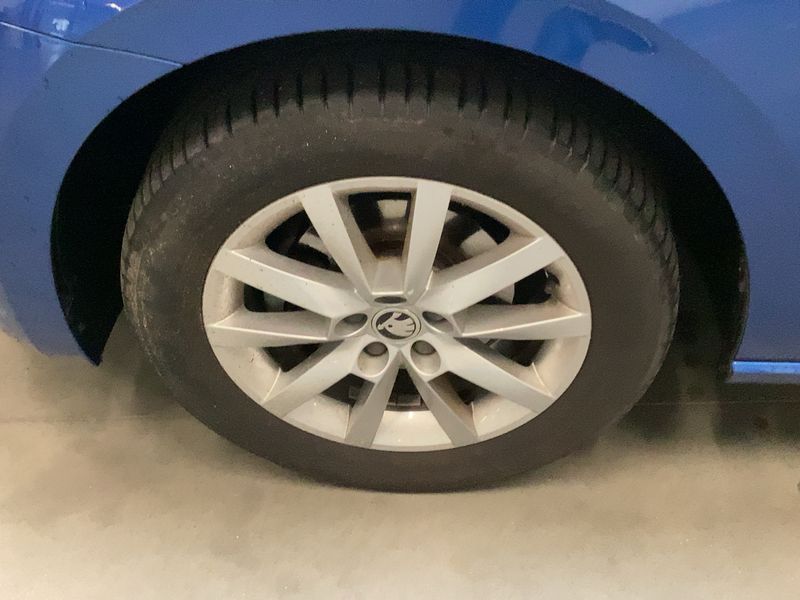Skoda Scala 1.0 TSI Ambition 2019 – снимка 3