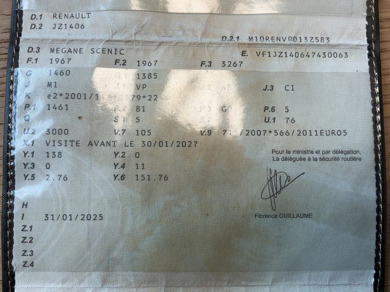 Renault Scenic 1.5 dCi BOSE Edition 2012 – снимка 20