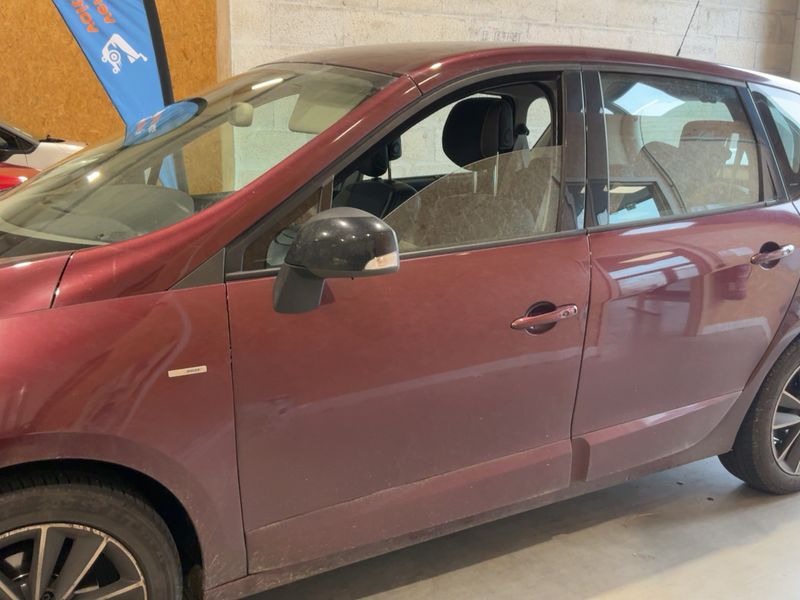 Renault Scenic 1.5 dCi BOSE Edition 2012 – снимка 4