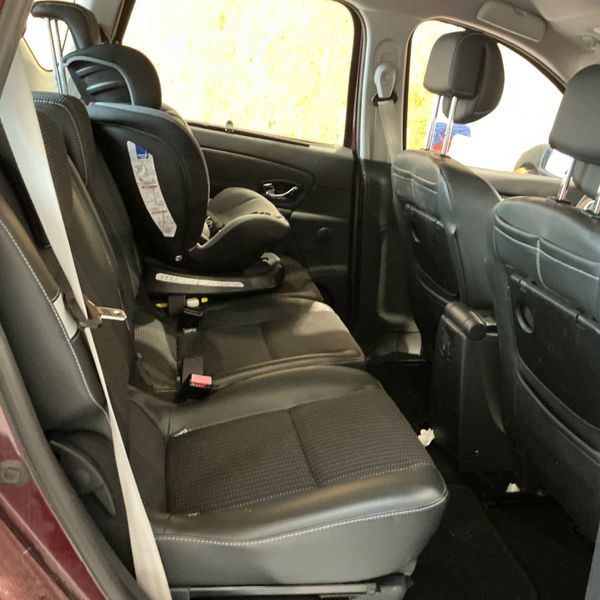 Renault Scenic 1.5 dCi BOSE Edition 2012 – снимка 19