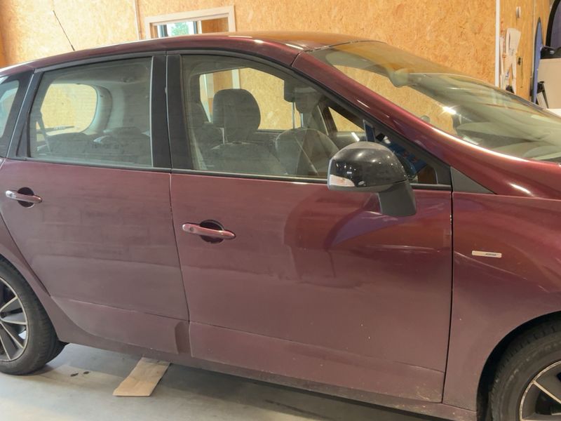 Renault Scenic 1.5 dCi BOSE Edition 2012 – снимка 10
