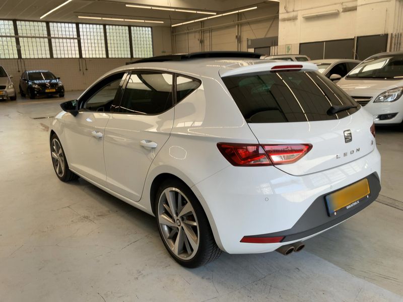 Seat Leon 2.0 TDI FR 2016 – снимка 6