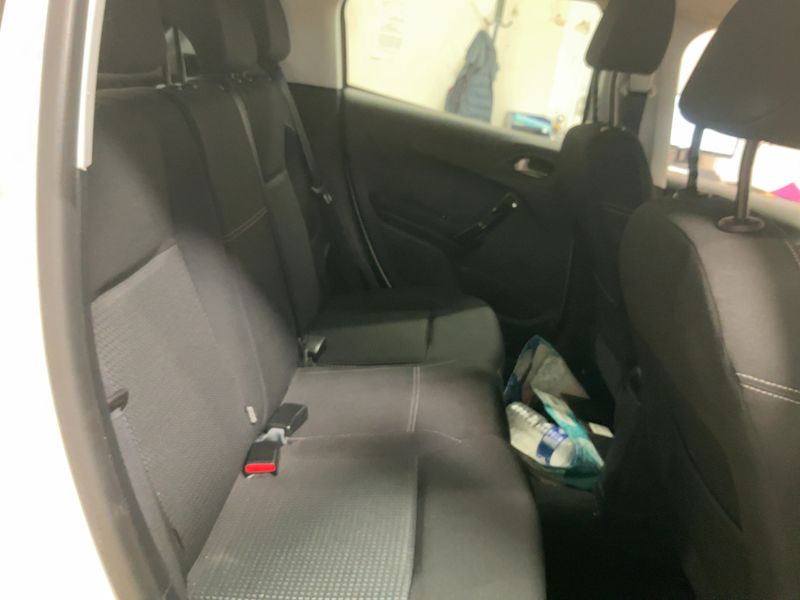 Peugeot 208 1.2 e-THP Allure Business 2018 – снимка 19