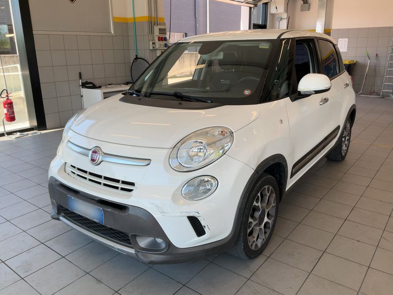 Fiat 500L 1.3 M-Jet Trekking 2017 – снимка 1
