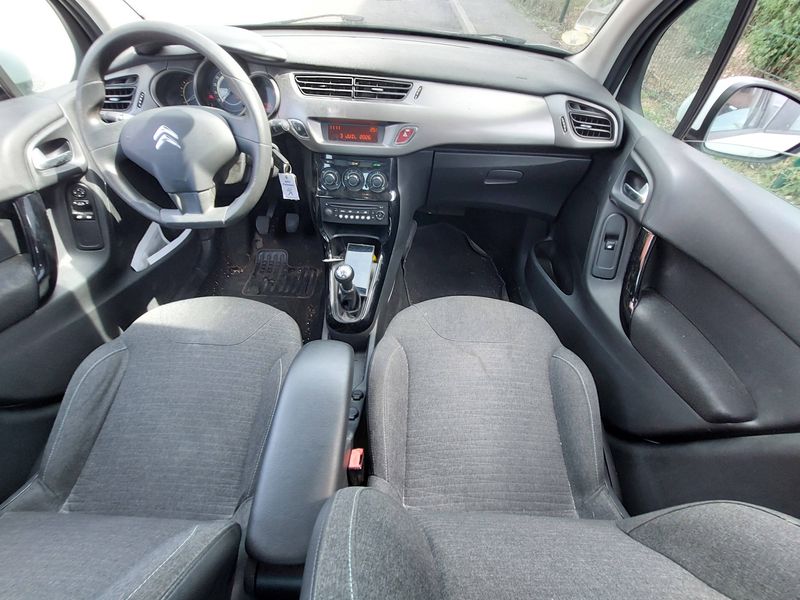 Citroen C3 1.6 Blue-HDi Auto-Ecole 2016 – снимка 11